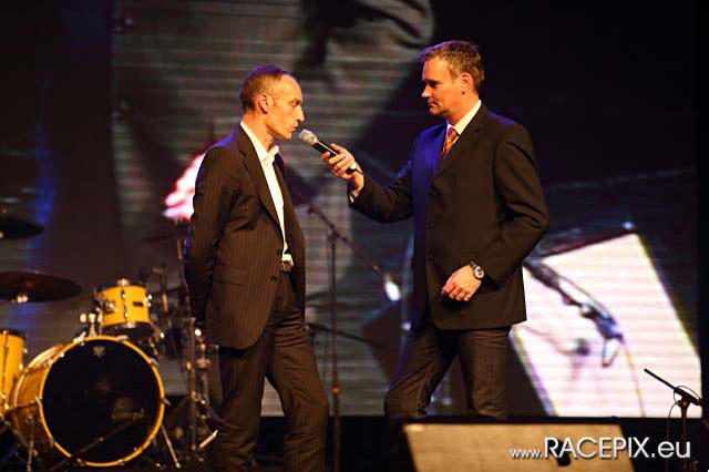 2012-11-24 235 VLN-Siegerehrung wwwRACEPIXeu