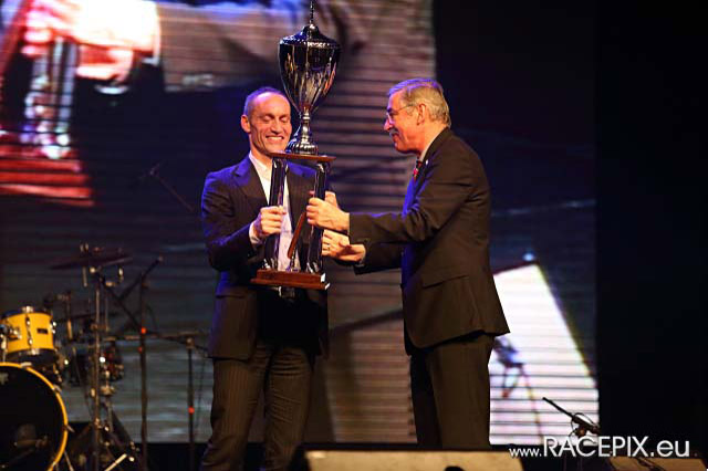 2012-11-24 236 VLN-Siegerehrung wwwRACEPIXeu