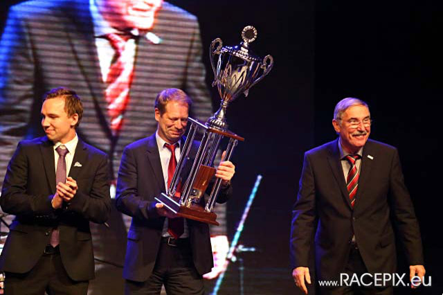 2012-11-24 247 VLN-Siegerehrung wwwRACEPIXeu